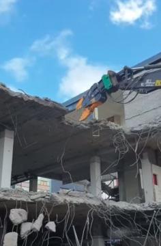 rabota krashera na ekskavatore